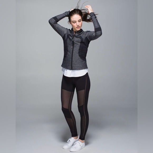 Lululemon Reversible Find Your Bliss Jacket Heathered Black - Picture 2 of 15